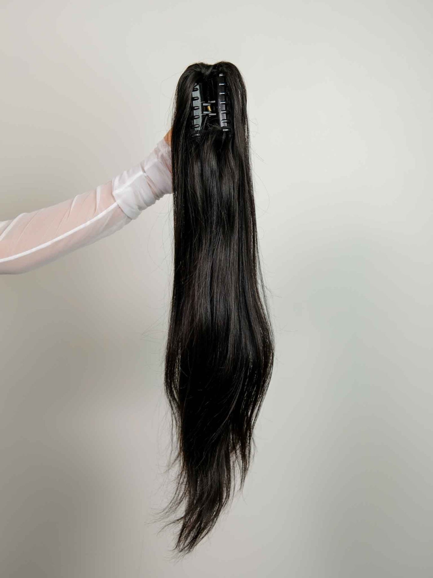 Claw clip ponytail for extreme volume | Hair Savvy