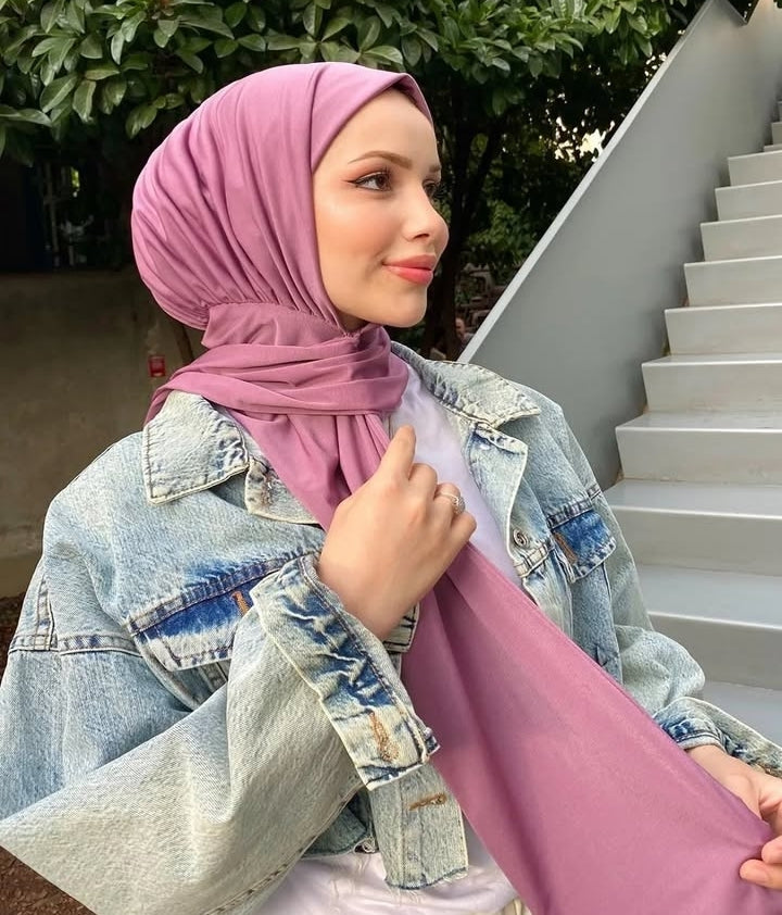Button Hijab