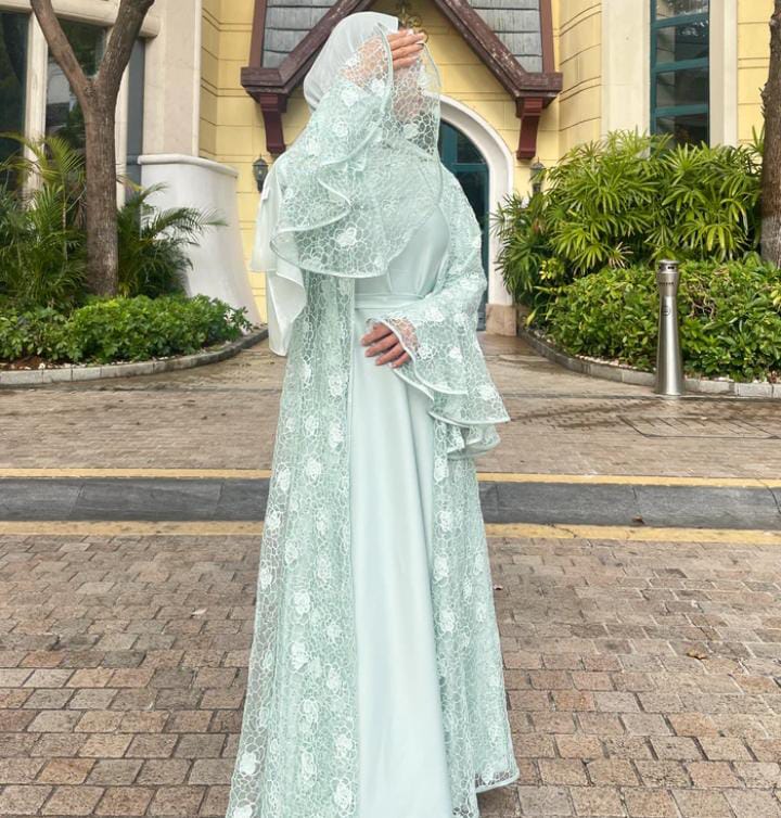 Ayla Dreamflow Abaya