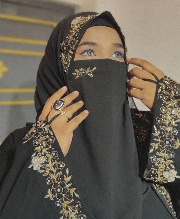 Malaysian Chiffon Hijab with Niqab | Hand-Embellished Wedding & Occasion Wear – Savvy Bazaar