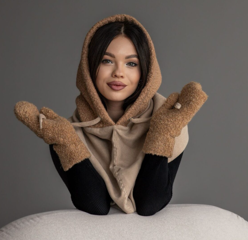 Aurora Faux Shearling Hooded Scarf – 2-in-1 Reversible Winter Wrap